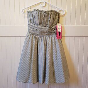 Betsey Johnson Silver Dress, Size 2 | Cocktail Formal | Layered Tulle Skirt